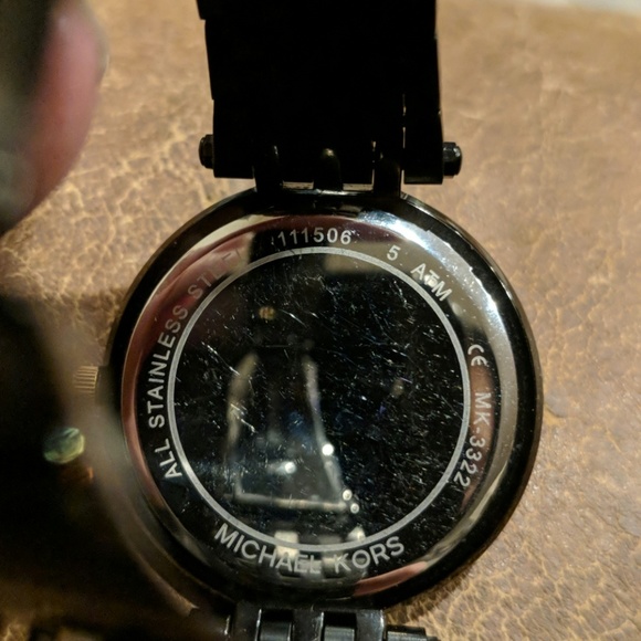 Michael Kors Watch (It works!) - Picture 5 of 6